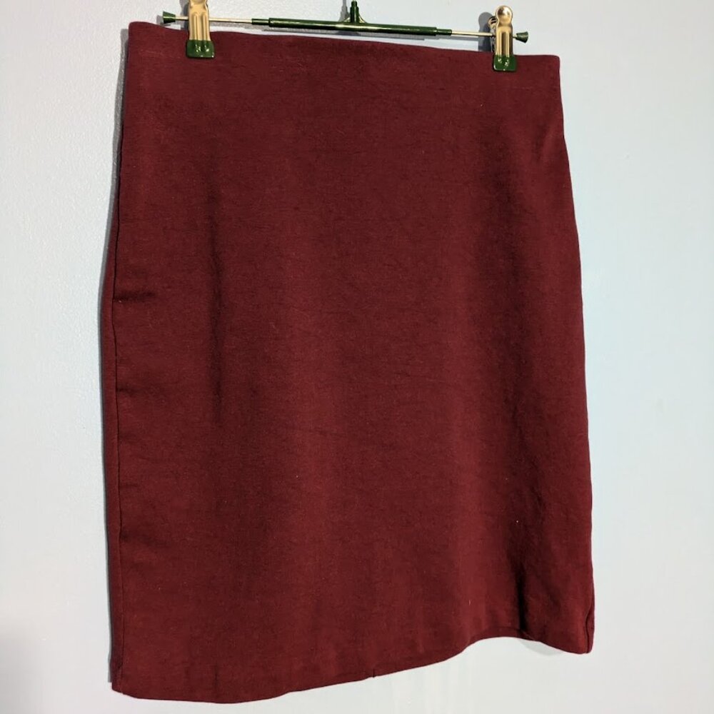 Old Navy Burgundy Skirt
